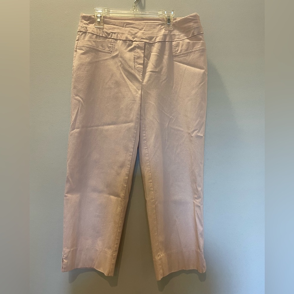 Pink Zac&Rachel size 6 cropped pants